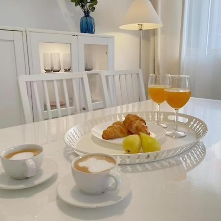 Del Mar 1 Deluxe Apartment Torrevieja Centrum Εξωτερικό φωτογραφία