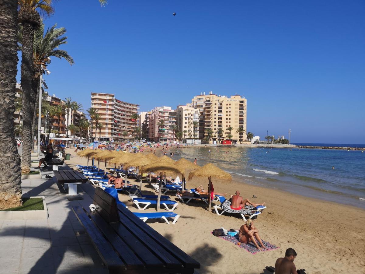 Del Mar 1 Deluxe Apartment Torrevieja Centrum Εξωτερικό φωτογραφία