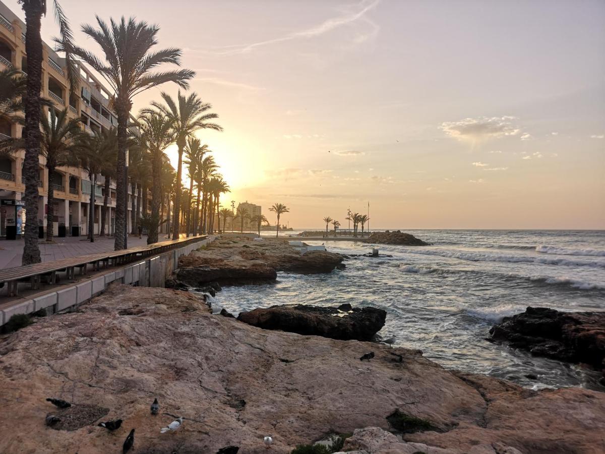 Del Mar 1 Deluxe Apartment Torrevieja Centrum Εξωτερικό φωτογραφία